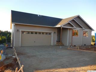 117 Rolling Hills Ave, Salem, OR 97306-2899