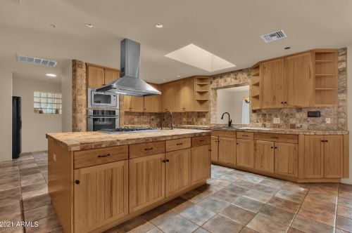9833 Desert Cove Ave, Scottsdale AZ  85260-6219 exterior