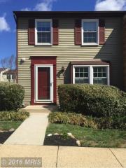 7986 Tyson Oaks Cir, Vienna VA  22182-3943 exterior