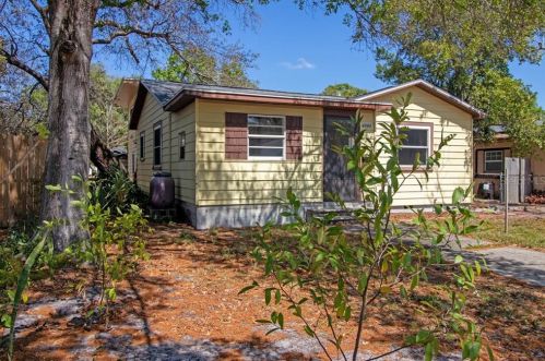 4343 4th Ave, Saint Petersburg, FL 33711-1505