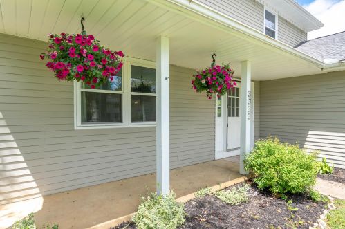 3333 Pebble Beach Rd, Darbydale, OH 43123-9504