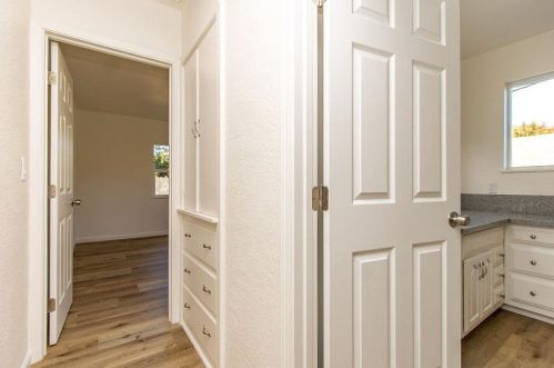 1745 Woodland Ave, Modesto CA  95358-1360 exterior