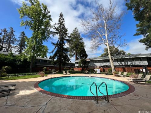 7319 Starward Dr, Pleasanton CA  94568-1863 exterior