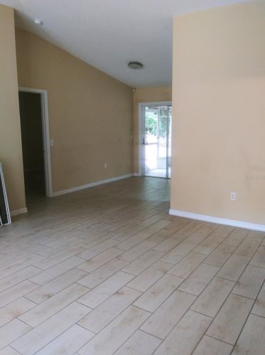 635 Gazelle Dr, Kissimmee FL  34759-4209 exterior