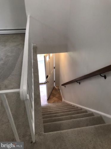 4727 Kilbane Rd, Woodbridge, VA 22193-4644