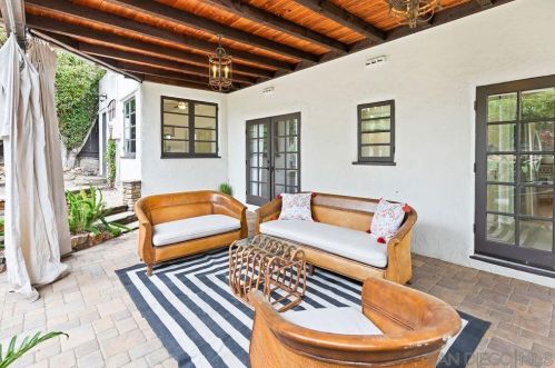 3221 Dumas St, San Diego CA  92106-1311 exterior