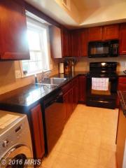 7607 Tiverton Dr, Springfield VA  22152-2019 exterior