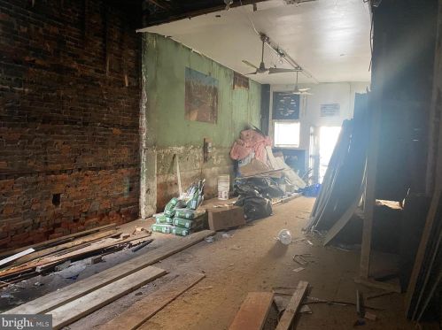 2406 29th St, Philadelphia PA  19132-3021 exterior