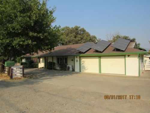 670 Pinoleville Rd, Ukiah, CA 95482-3165