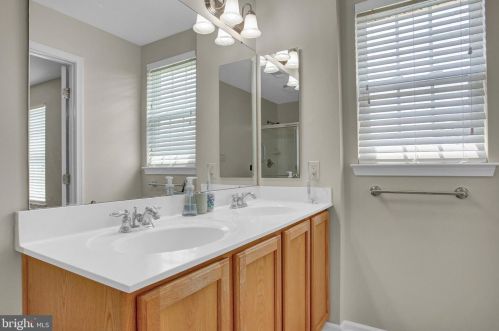 250 Savanna Dr, Pottstown PA  19465-6603 exterior