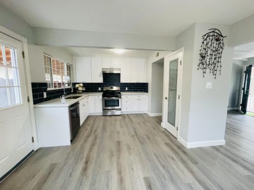 3232 Rocky Mountain Dr, San Jose CA  95127-4747 exterior