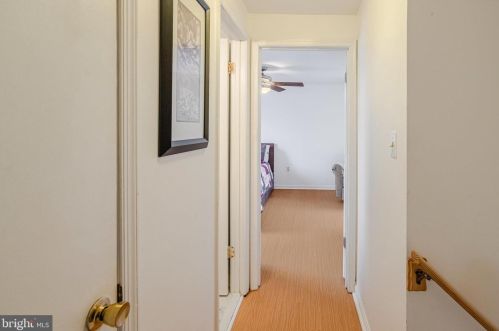 5624 Reardon Ln, Woodbridge VA  22193-3756 exterior