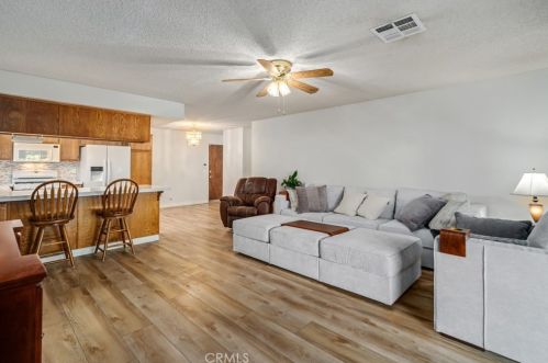 43838 Palm Vis Ave, Lancaster CA 93535-3304 exterior