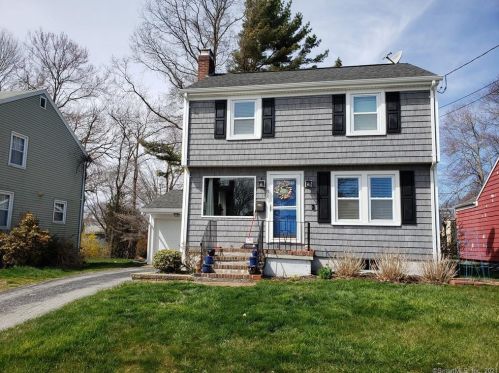 51 Woodlawn Rd, United States Coast Guard Ac, CT 06320-2916
