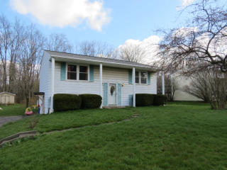 21556 Golden Dr, Meadville, PA 16335-5512