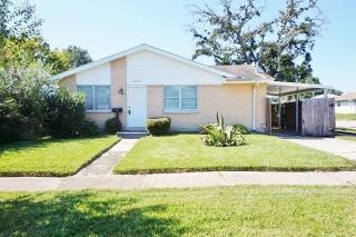 3289 Glen Eagle Ln, Kenner, LA 70065-2616
