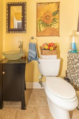 3 Capital Dr, Washingtonville NY  10992-1384 exterior