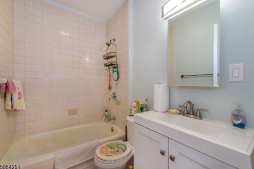 1220 3rd St, Plainfield NJ 07062-1545 exterior