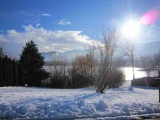 2956 Riviera Blvd, Malaga, WA 98828-9733