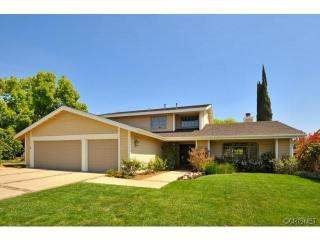 10320 Jovita Ave, Chatsworth, CA 91311-2557
