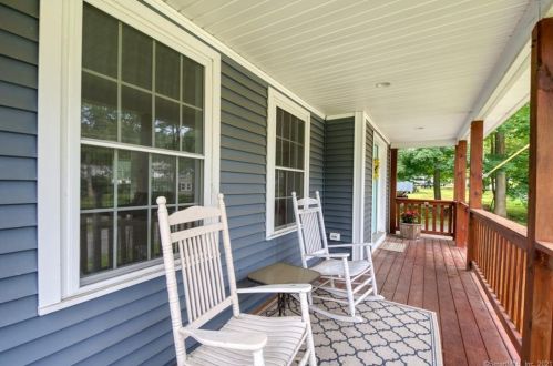 110 Lakeview Dr, Coventry, CT 06238-2823