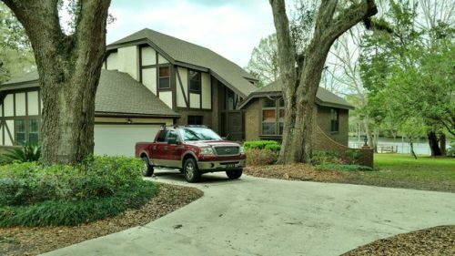 4967 Bailey Haddock Ln, Hilliard, FL 32046-6317