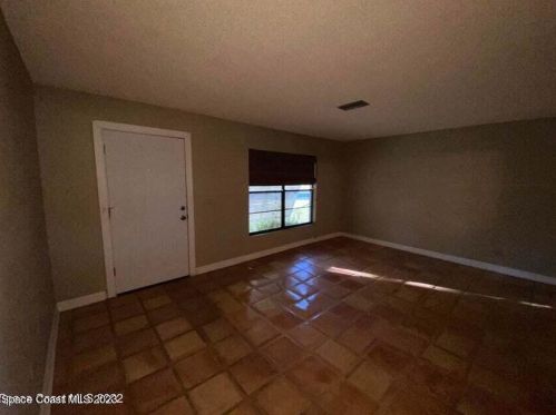 15 Towne Pl, Titusville FL  32796-3024 exterior