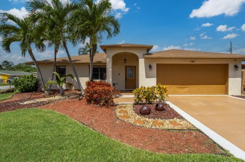 785 4th St, Delray Beach, FL 33483-5510