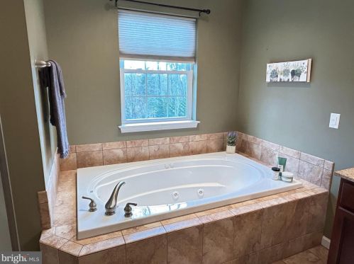 2120 Hudnut Rd, Collegeville PA  19473-2022 exterior