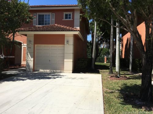 966 100th Ave, Hollywood FL  33024-4372 exterior