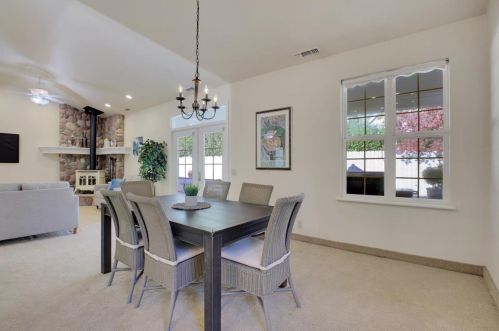 125 Scotia Pne Cir, Grass Valley CA  95945-5418 exterior