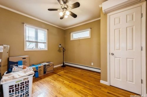 2493 7th Ave, Hempstead NY  11554-3325 exterior