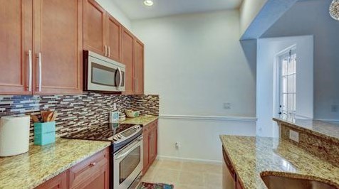 402 25th Ave, Boynton Beach FL  33426-8790 exterior
