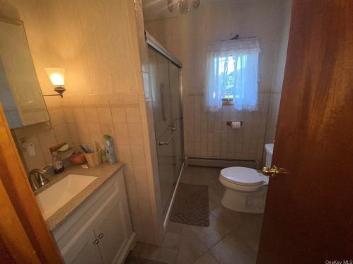 127 South St, Marlborough NY  12542-5630 exterior