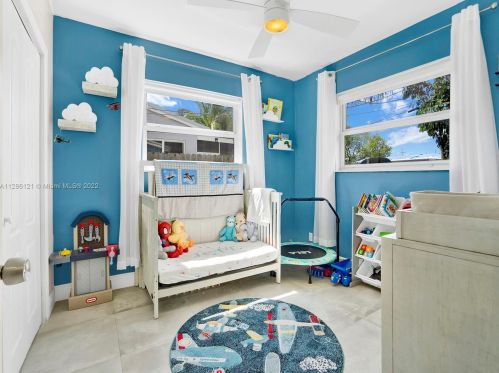 2340 58th Ter, Hollywood FL 33021-3223 exterior