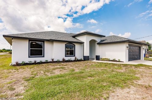 2801 34th St, Lehigh Acres, FL 33976-4539