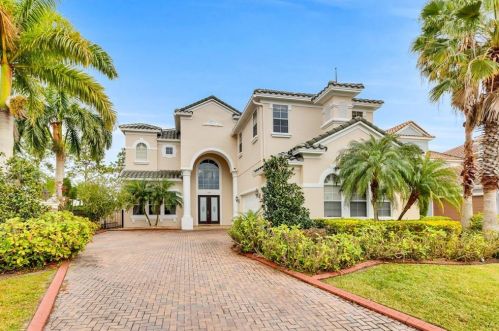 2815 Atherton Dr, Orlando, FL 32824-4219