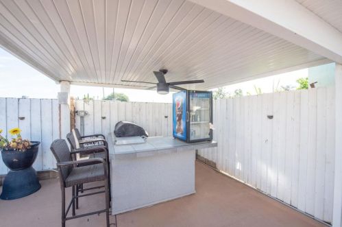 1031 Gale St, Escondido CA  92027-1230 exterior