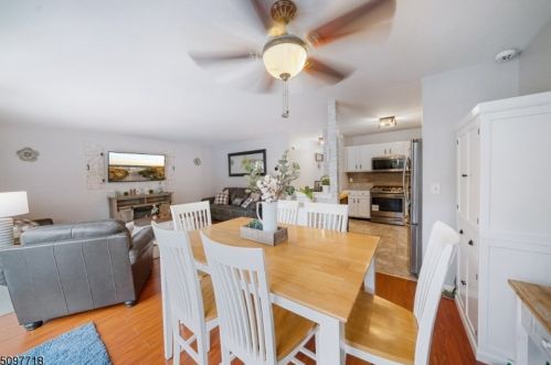 108 Violet Ln, Trenton NJ  08638-2031 exterior