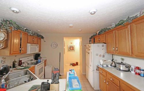 13 Birdie Dr, Mount Vernon OH  43050-5409 exterior