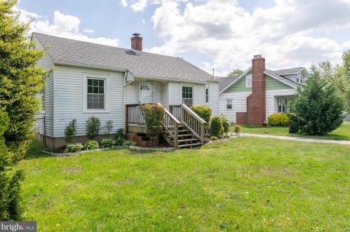 9411 Ox Rd, Lorton, VA 22079-3417