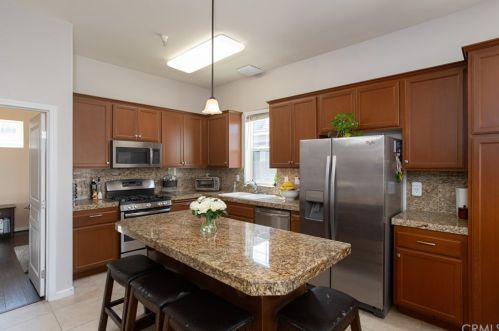 1357 Dolcetto Ln, Santa Maria, CA 93458-6326