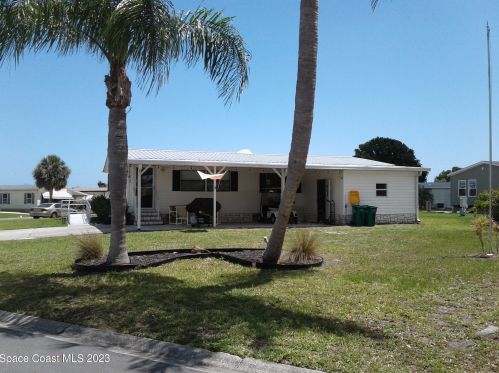 815 Bougainvillea Cir, Sebastian FL  32976-7682 exterior