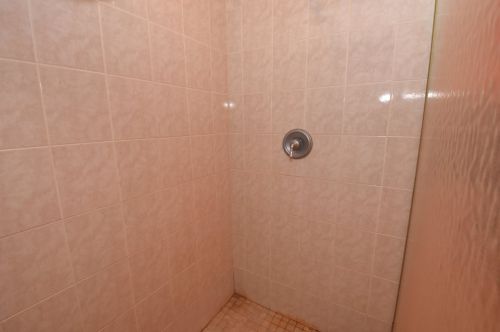 10120 Norwich Ave, Milwaukee WI 53228-2020 exterior