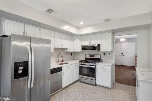 641 Dreshertown Rd, Dresher PA  19025 exterior