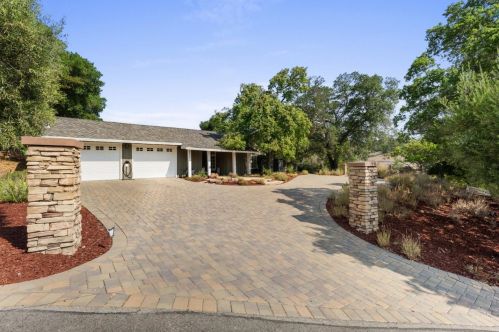 17235 Deer Park Rd, Los Gatos, CA 95032-5730