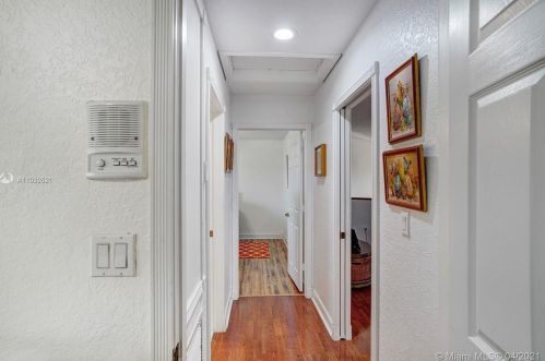 1885 139 Ter, Hollywood FL  33028-2837 exterior
