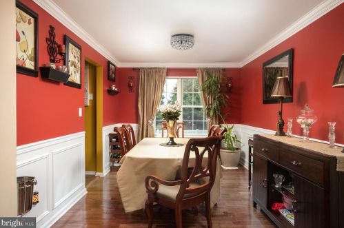 59 Greenbrook Dr, Columbus NJ  08022-2323 exterior