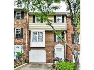 156 Aberdeen Dr, Pittsburgh, PA 15237-4768