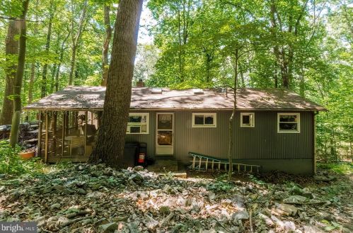 93 Audie Ln, Harpers Ferry, WV 25425-6793